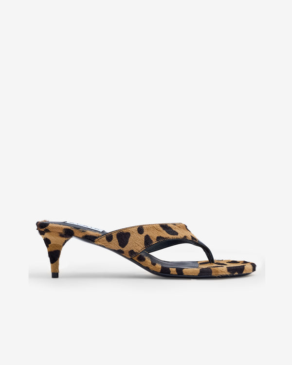 Alaïa - Women's Infradito Thong Mules - (Leopard)